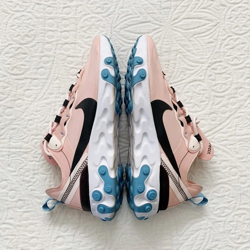 Nike Women's React Element 55 Sneakers, Coral‎ Stardust (Sz 7.5)